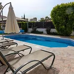 Marinea Star - 3br Coastal Retreat Near Rodafinia