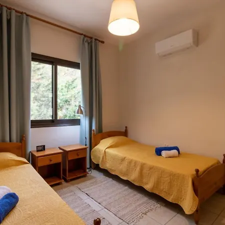 Marinea Star - 3br Coastal Retreat Near Rodafinia ヴィラ