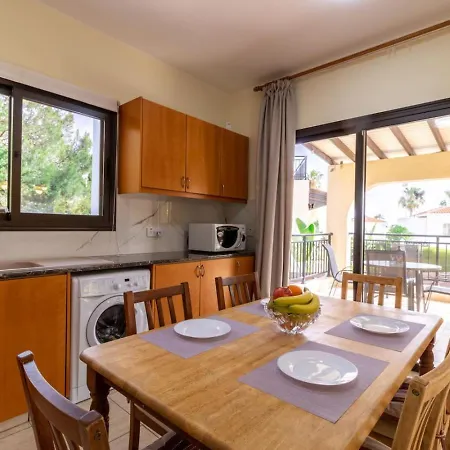 Marinea Star - 3br Coastal Retreat Near Rodafinia