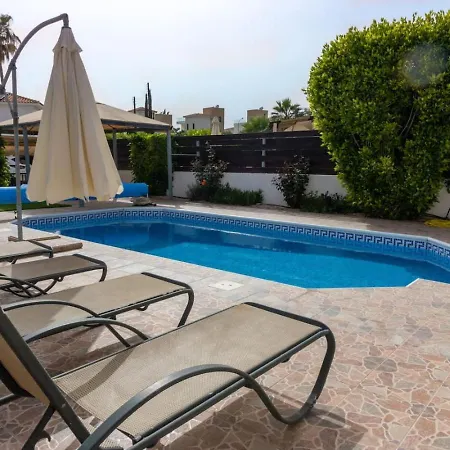 Marinea Star - 3br Coastal Retreat Near Rodafinia