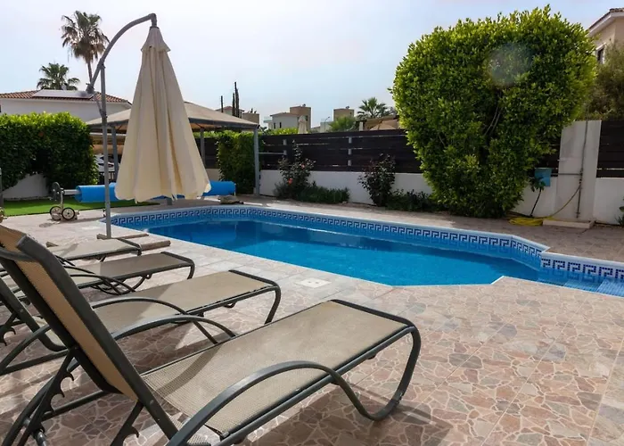 Marinea Star - 3br Coastal Retreat Near Rodafinia